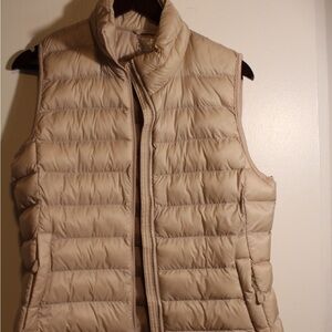 32 Degrees Women's Beige Puffer Vest